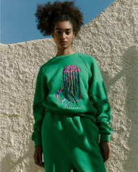 1000x1250px_Bluza dresowa z autorskim haftem Medusa.jpg