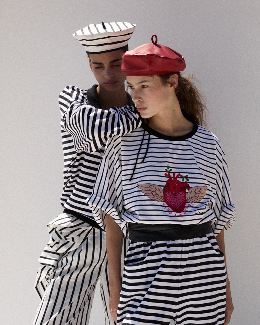 1000x1250px_BLUZA DRESOWA IN THE WIND.png