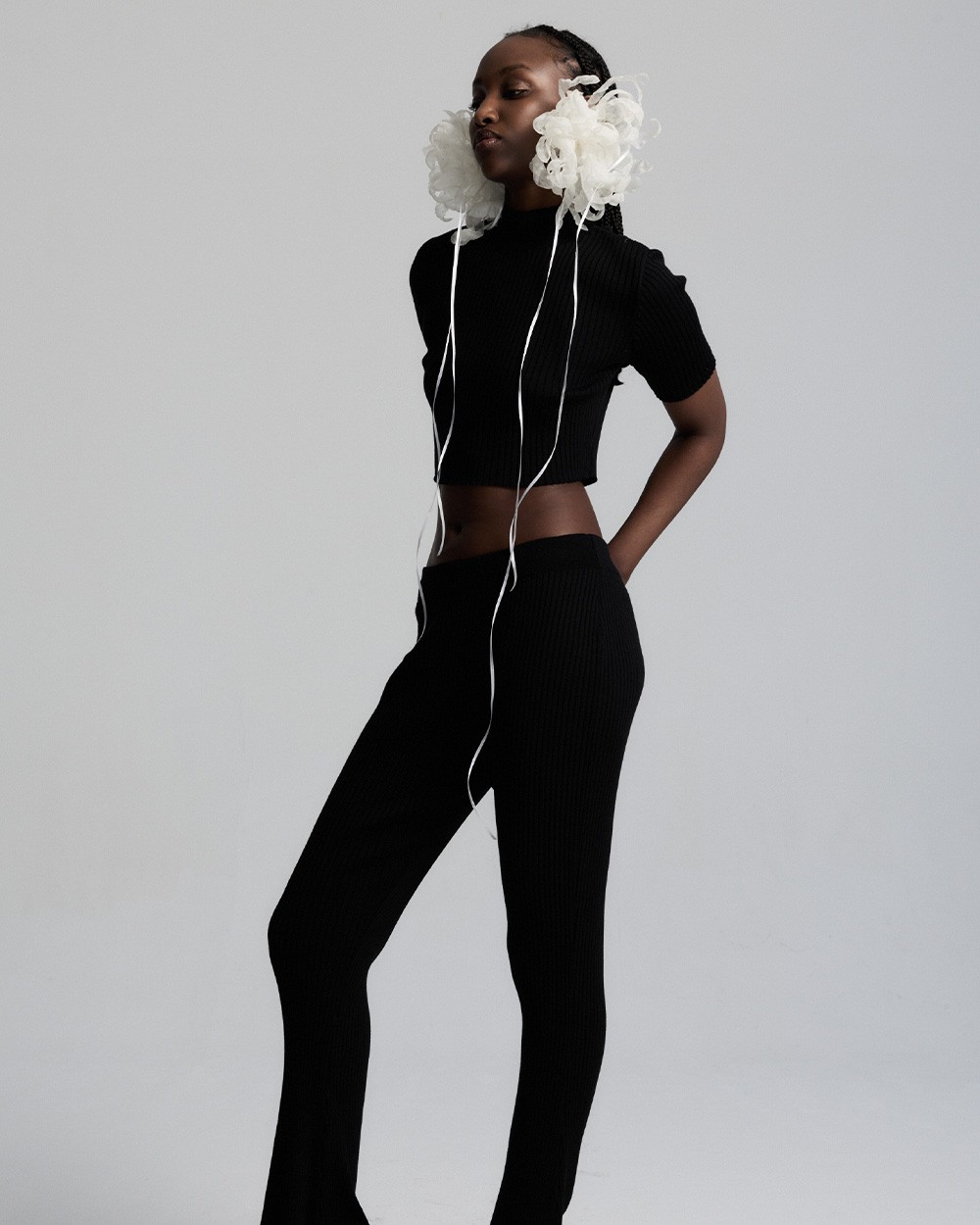 1000x1250px_SWETER CARINO CROP6.jpg