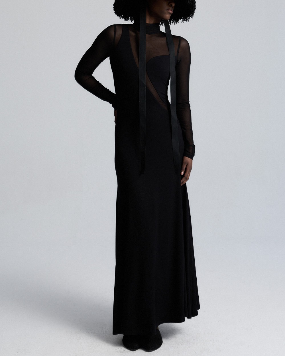 1000x1250px_ SUKIENKA LINEAR COUTURE4.jpg