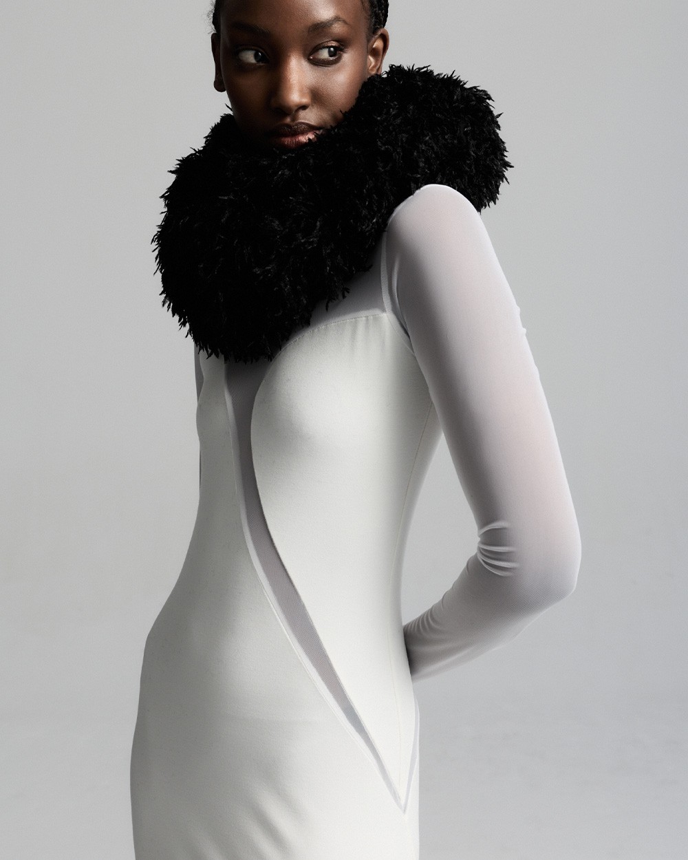 1000x1250px_ SUKIENKA LINEAR COUTURE8.jpg