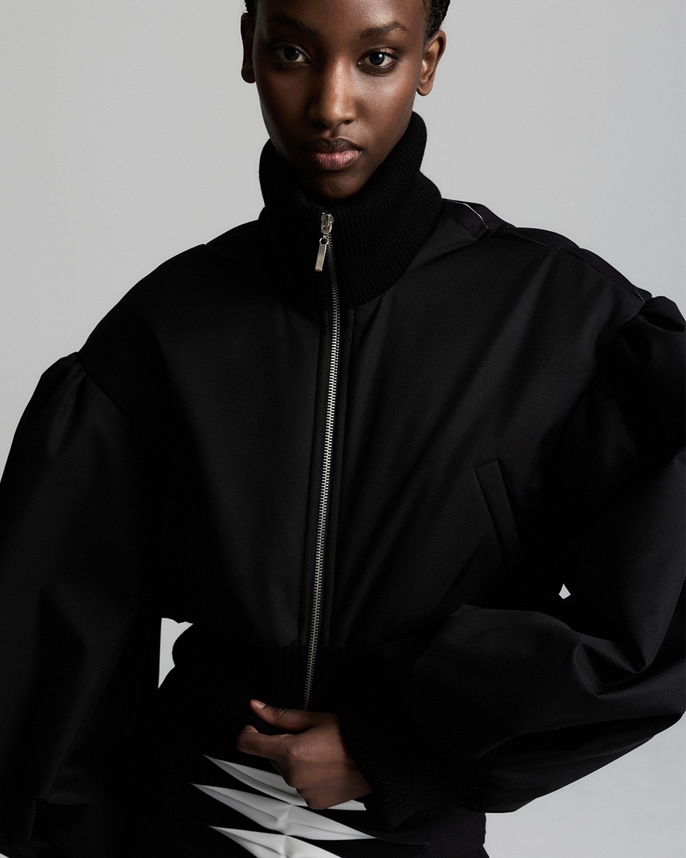 1000x1250px_KURTKA SPINE BOMBER.jpg