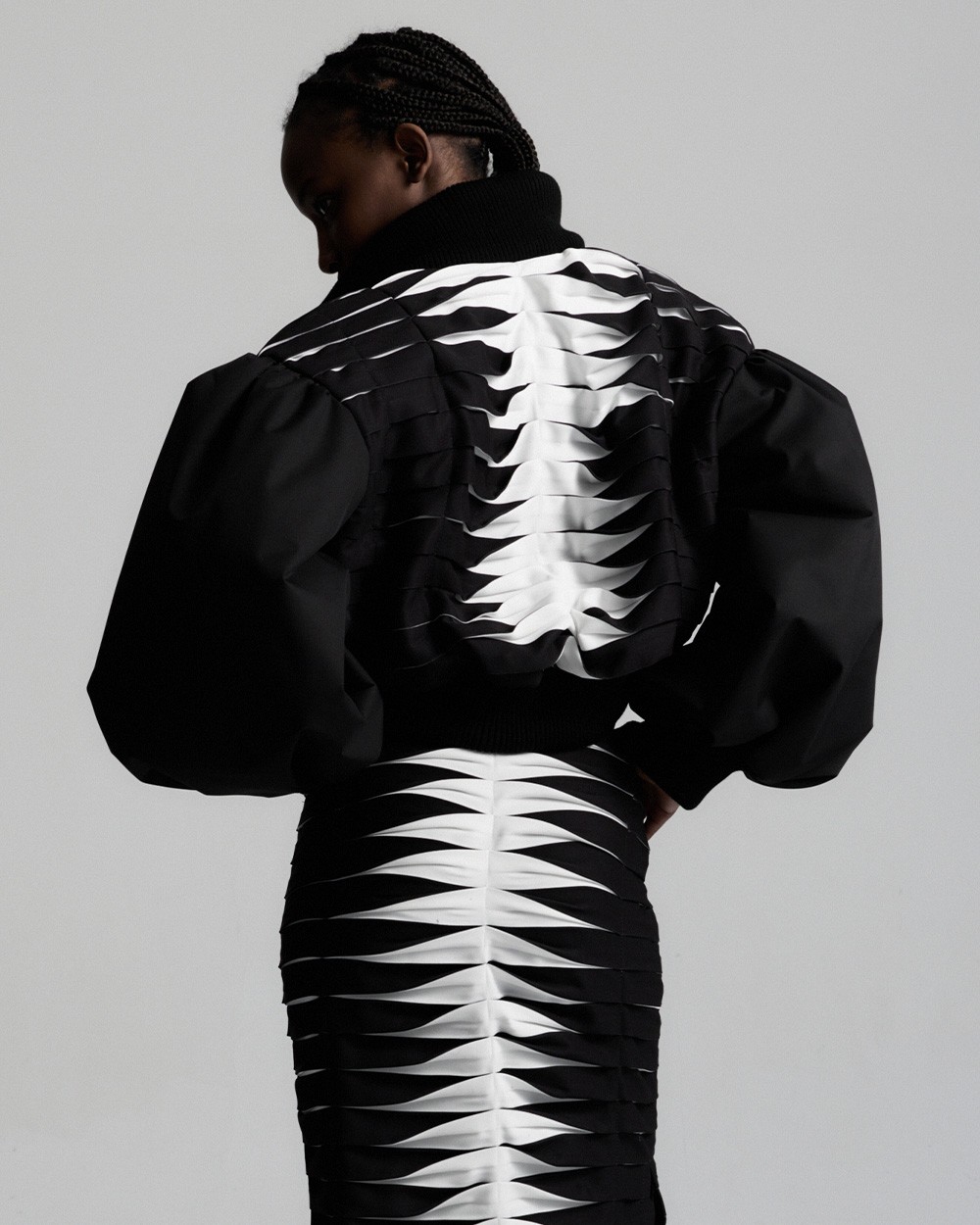 1000x1250px_KURTKA SPINE BOMBER8.jpg