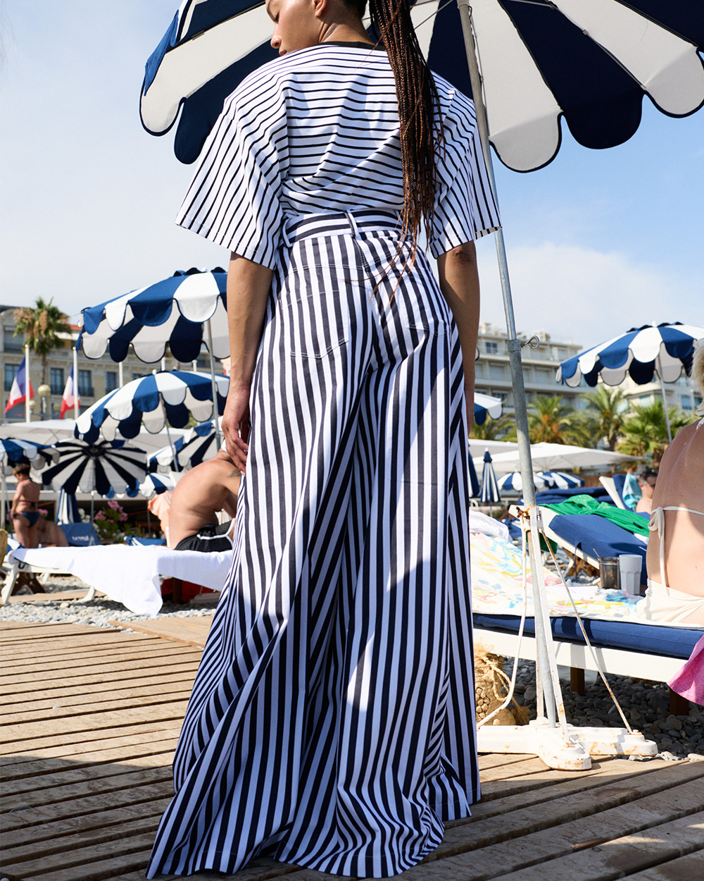 1000x1250px_ T-Shirt Make It Vicher Stripes3.jpg