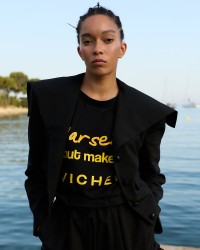 1000x1250px_ T-Shirt Make It Vicher3.jpg
