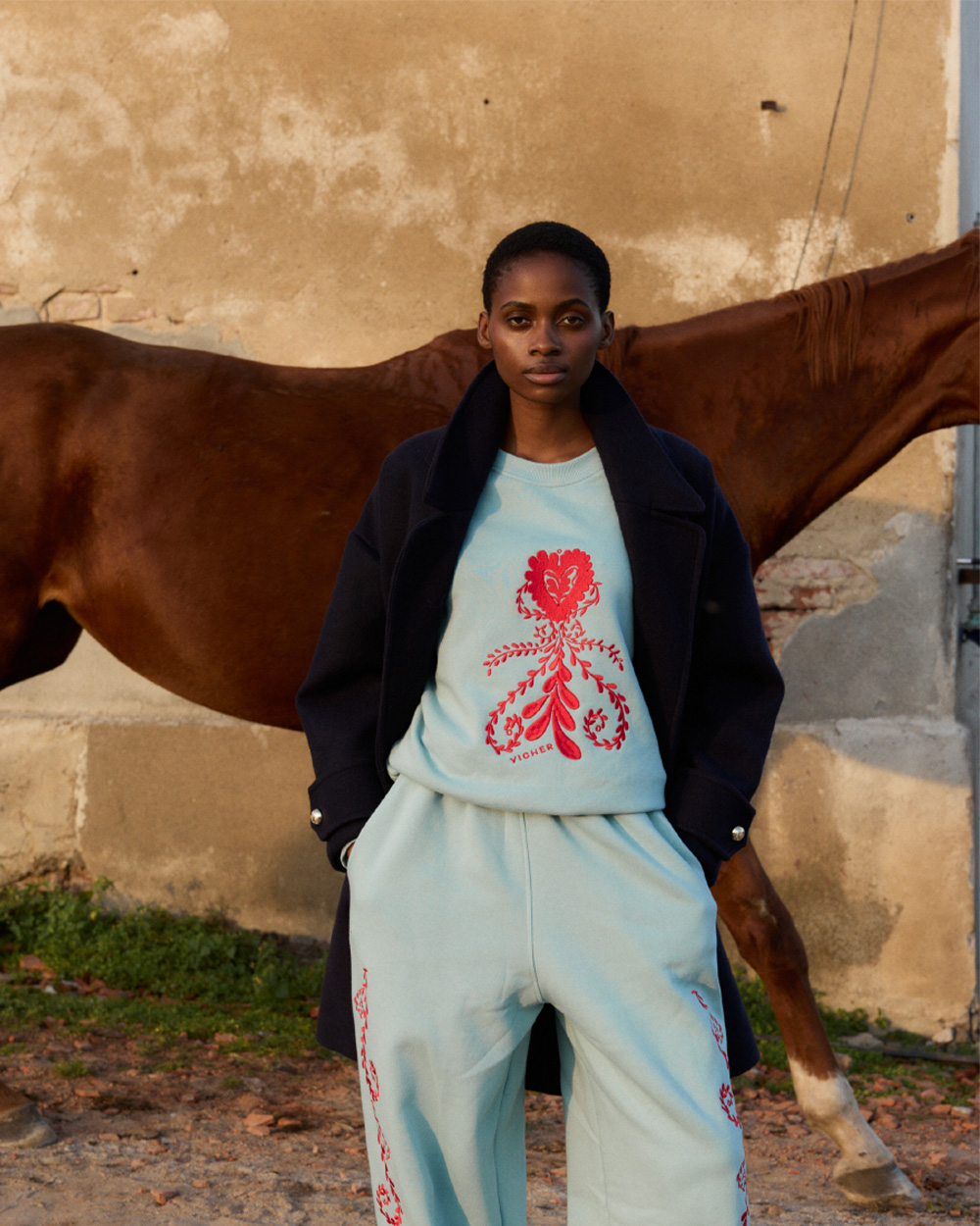 1000x1250px_Heartline Sweatshirt6.jpg
