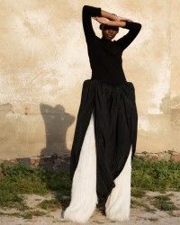 1000x1250px_Motion Pants.jpg
