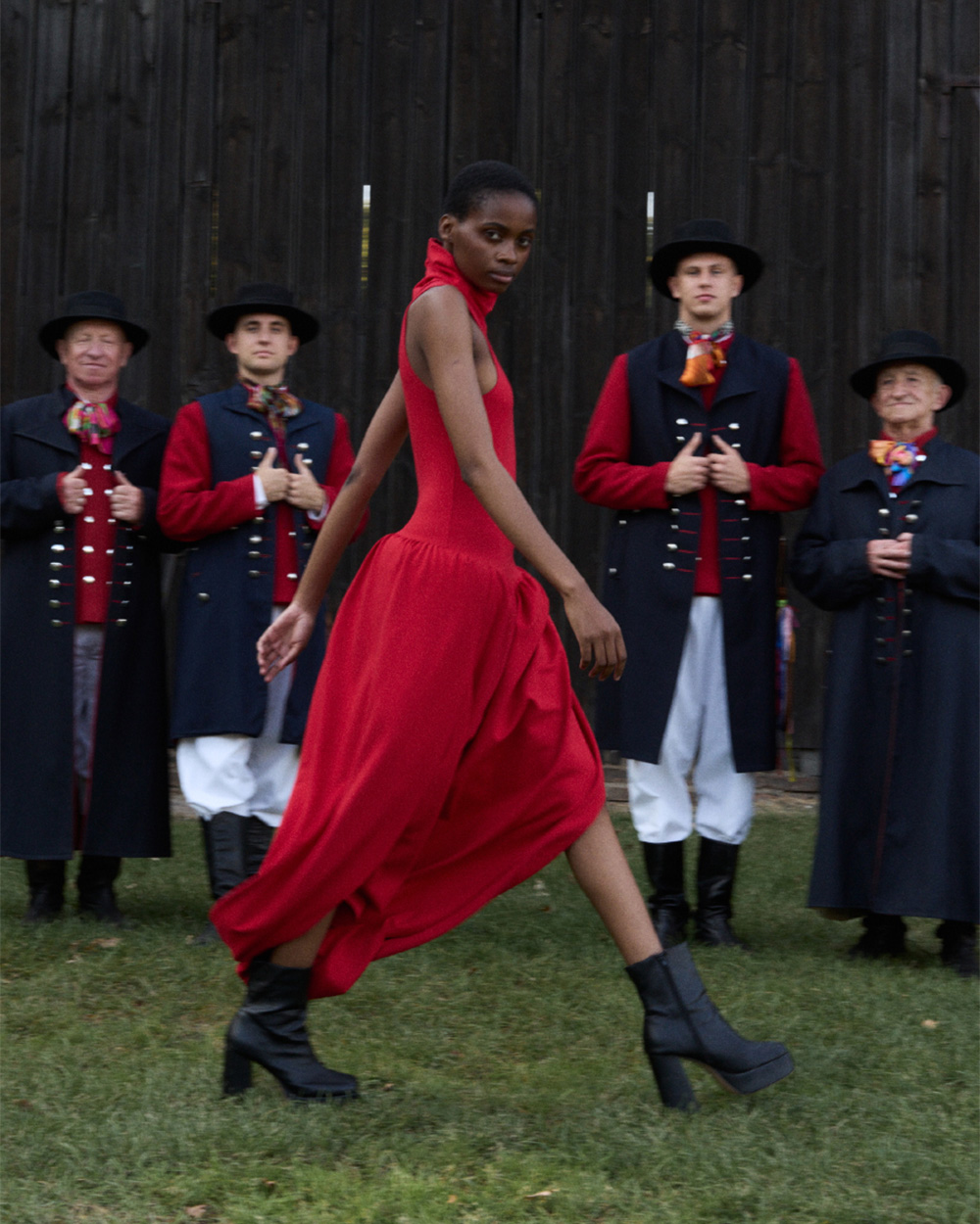1000x1250px_Vivat Dress 3.jpg
