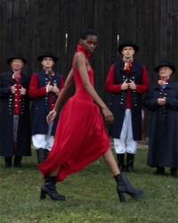 1000x1250px_Vivat Dress 3.jpg