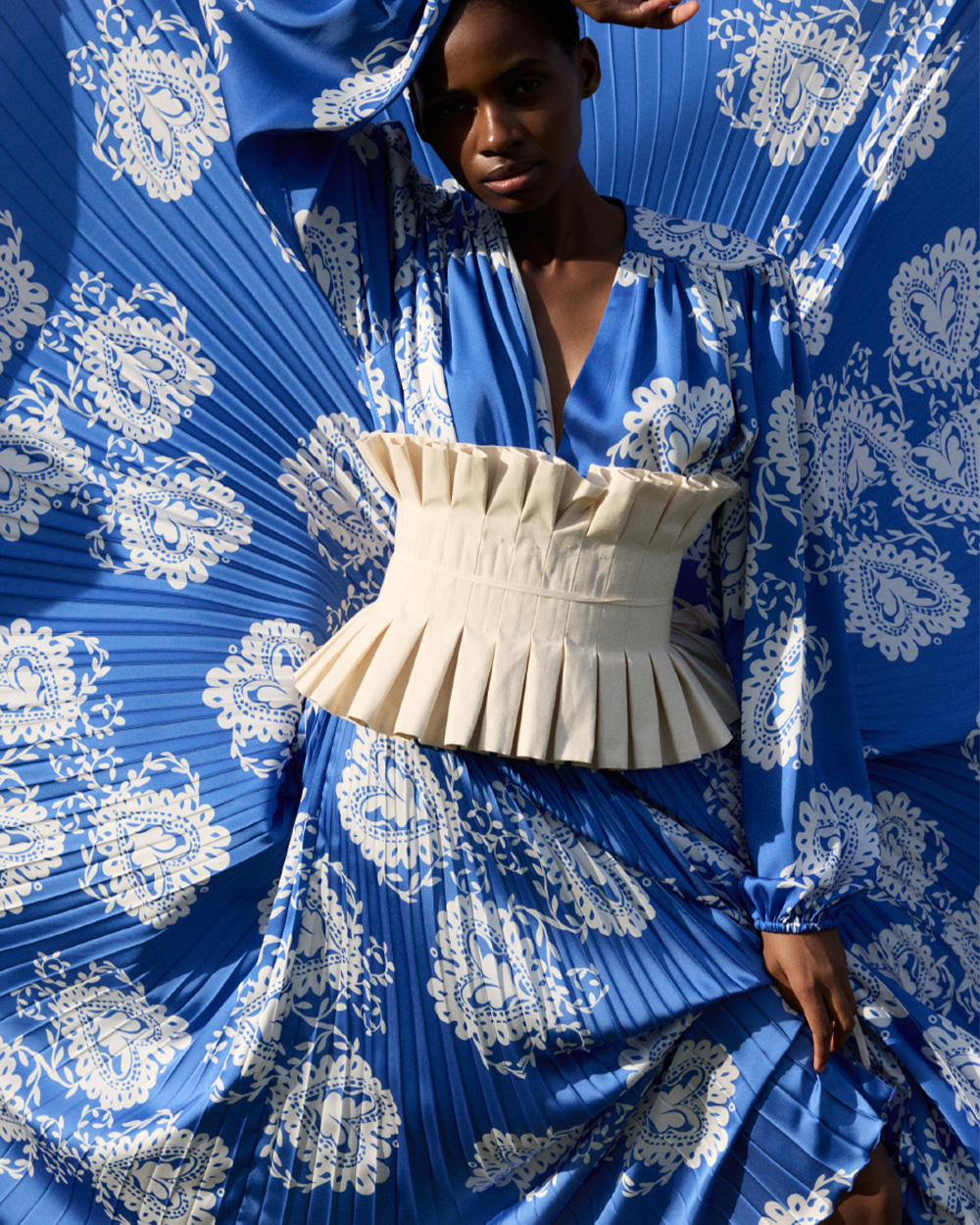 1000x1250px_Wielkopolska Blue Dress 1.jpg