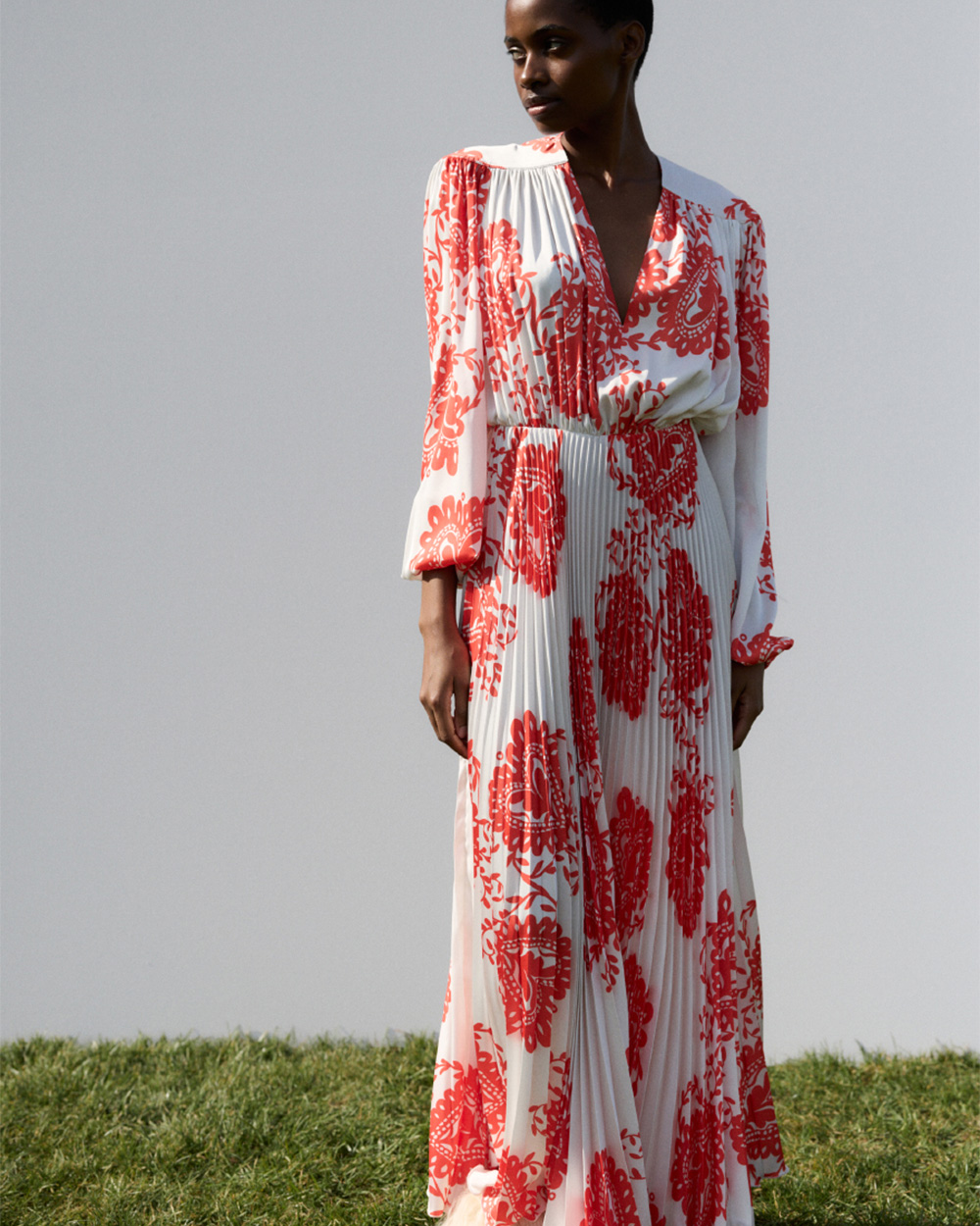 1000x1250px_Folk Red Dress 9.jpg