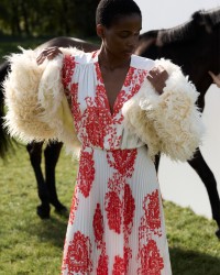 1000x1250px_Cropped Faux Fur2.jpg