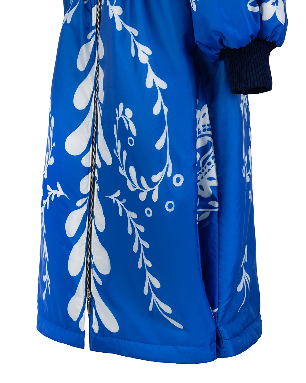 1000x1250px_Vermilion Heart Coat 3.jpg